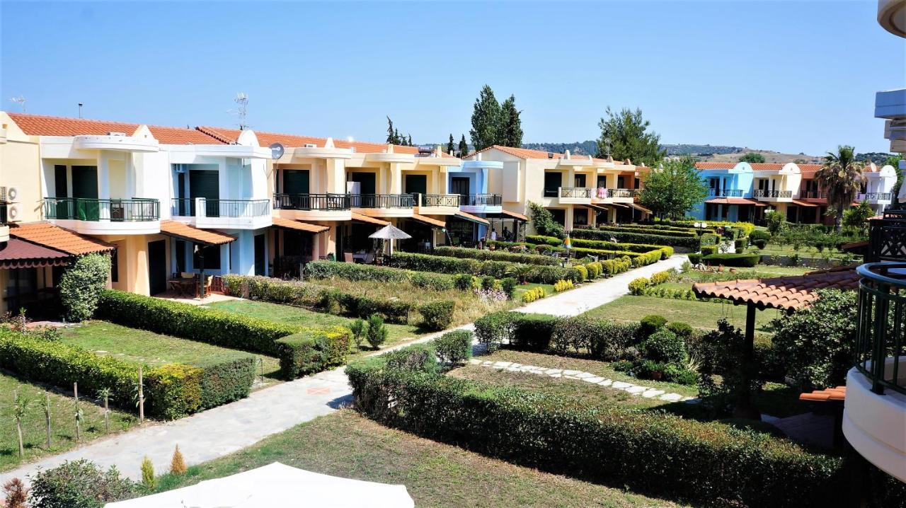 Eva'S Houses Nikiti מראה חיצוני תמונה