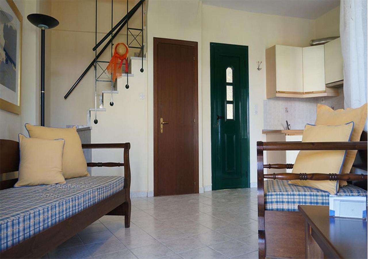 Eva'S Houses Nikiti מראה חיצוני תמונה