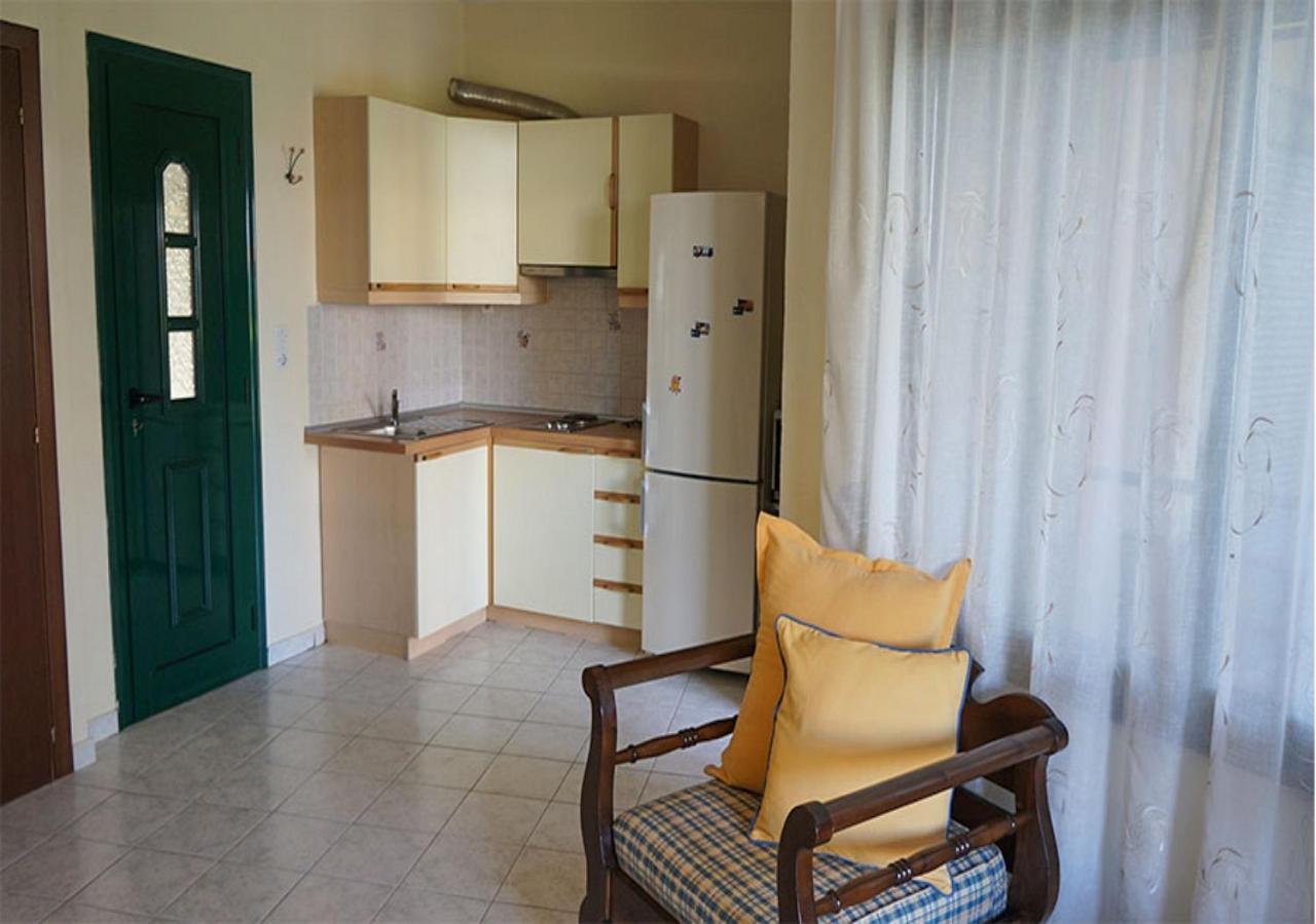 Eva'S Houses Nikiti מראה חיצוני תמונה